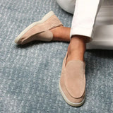 Classic Suède Loafer Beige